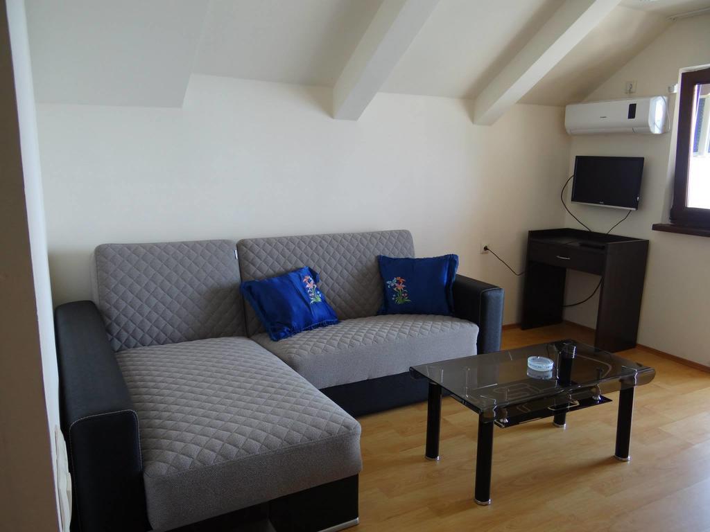 Hotel Festina Lente Kobuleti Esterno foto