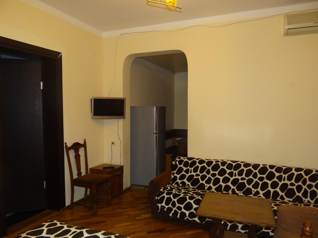 Hotel Festina Lente Kobuleti Esterno foto