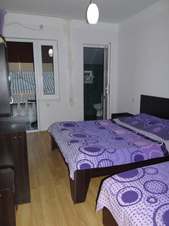 Hotel Festina Lente Kobuleti Esterno foto