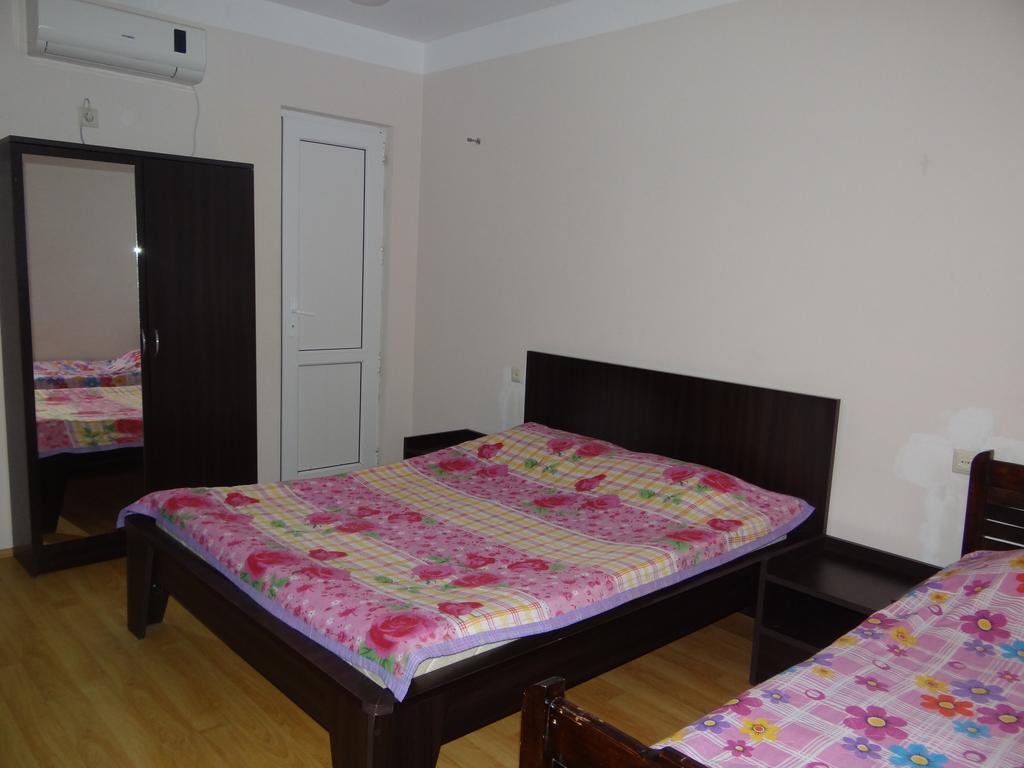 Hotel Festina Lente Kobuleti Esterno foto