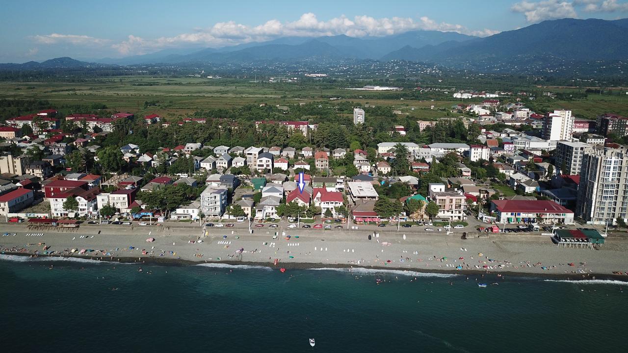 Hotel Festina Lente Kobuleti Esterno foto