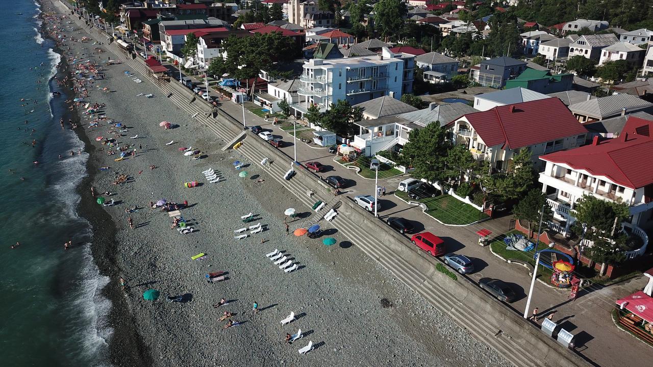 Hotel Festina Lente Kobuleti Esterno foto